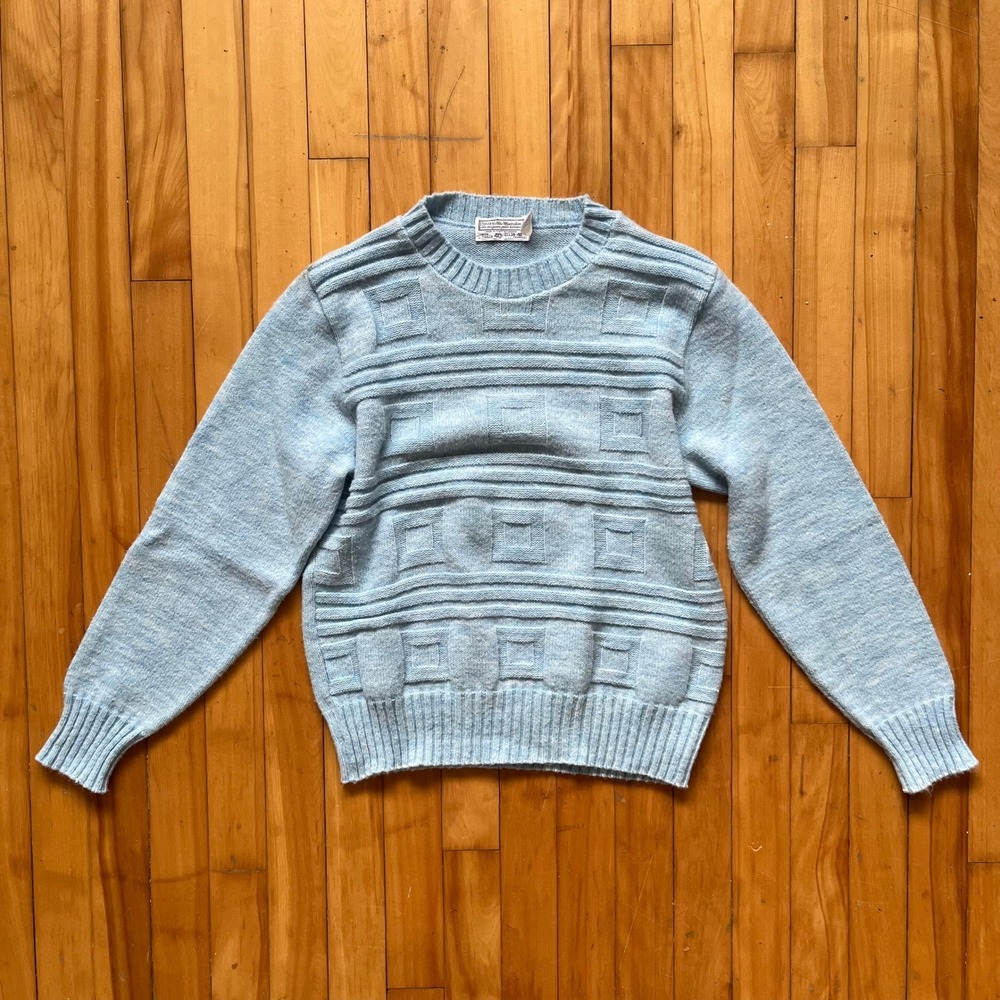 Sears The Mens Store Vintage Sky Blue Textured Knit Sweater Size 38-40